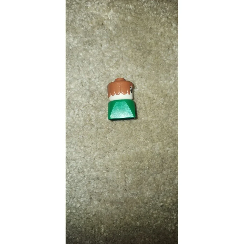 Duplo 2 x 2 x 2 Figure Brick Early, Female Green Base Fabuland Brown Hair 1979